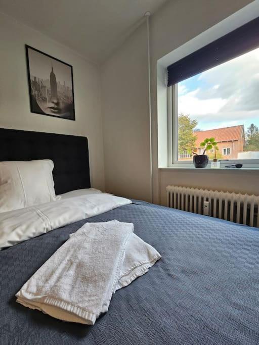 Lejlighed Med Altan Og Gratis Parkering Aalborg Buitenkant foto