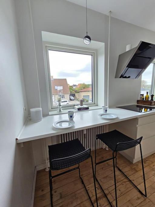 Lejlighed Med Altan Og Gratis Parkering Aalborg Buitenkant foto
